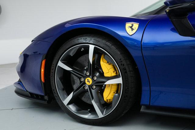 2023 Ferrari SF90 SPIDER