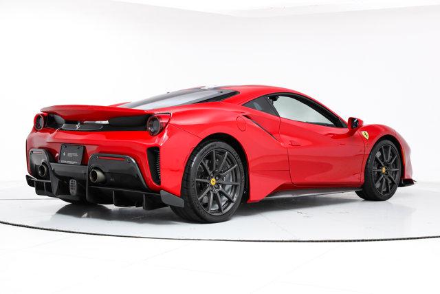 2019 Ferrari 488 PISTA