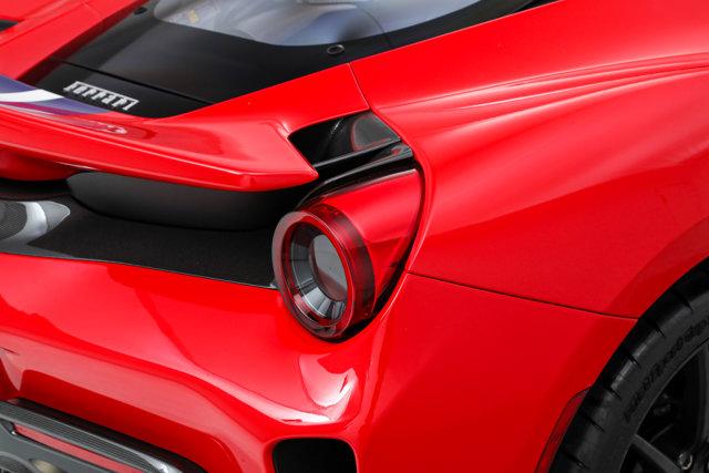 2019 Ferrari 488 PISTA