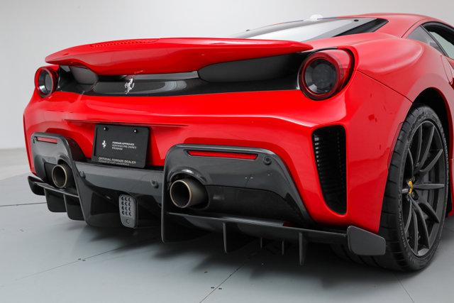 2019 Ferrari 488 PISTA