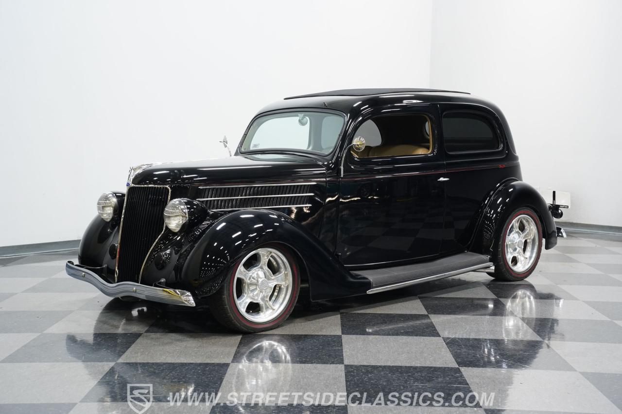 1936 Ford Tudor Slantback Streetrod
