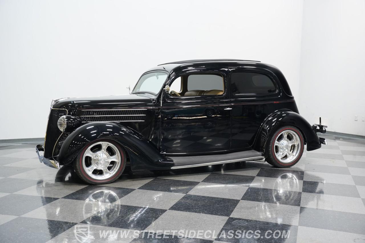 1936 Ford Tudor Slantback Streetrod