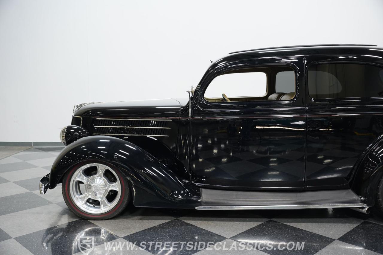 1936 Ford Tudor Slantback Streetrod