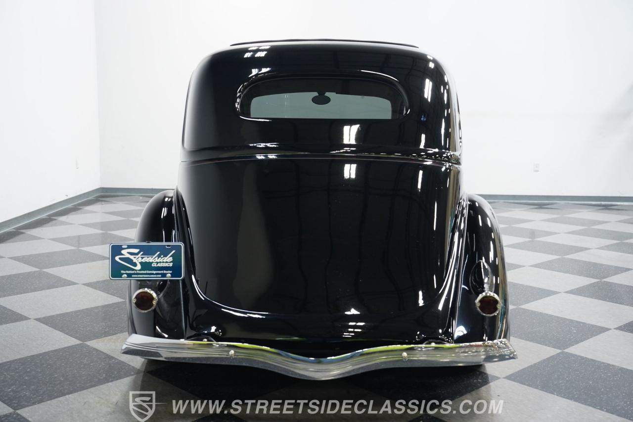 1936 Ford Tudor Slantback Streetrod