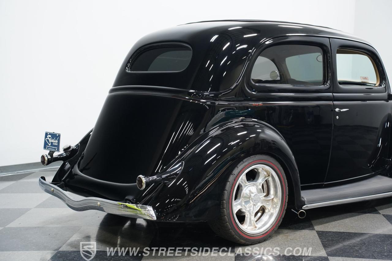 1936 Ford Tudor Slantback Streetrod