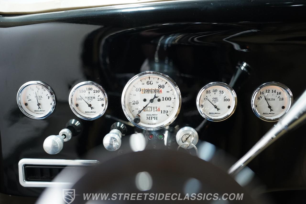 1936 Ford Tudor Slantback Streetrod