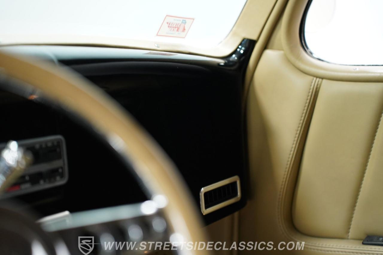 1936 Ford Tudor Slantback Streetrod