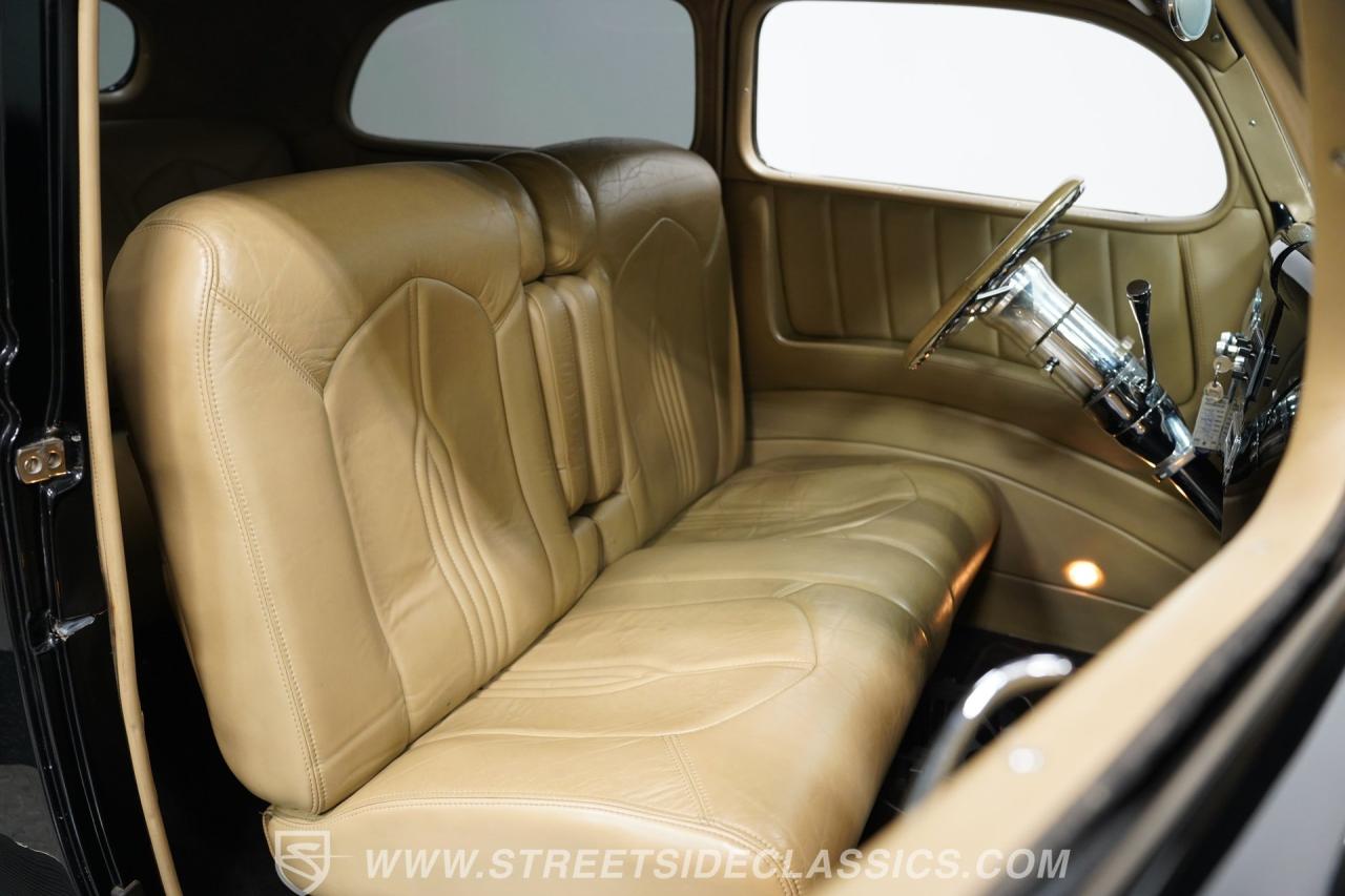 1936 Ford Tudor Slantback Streetrod