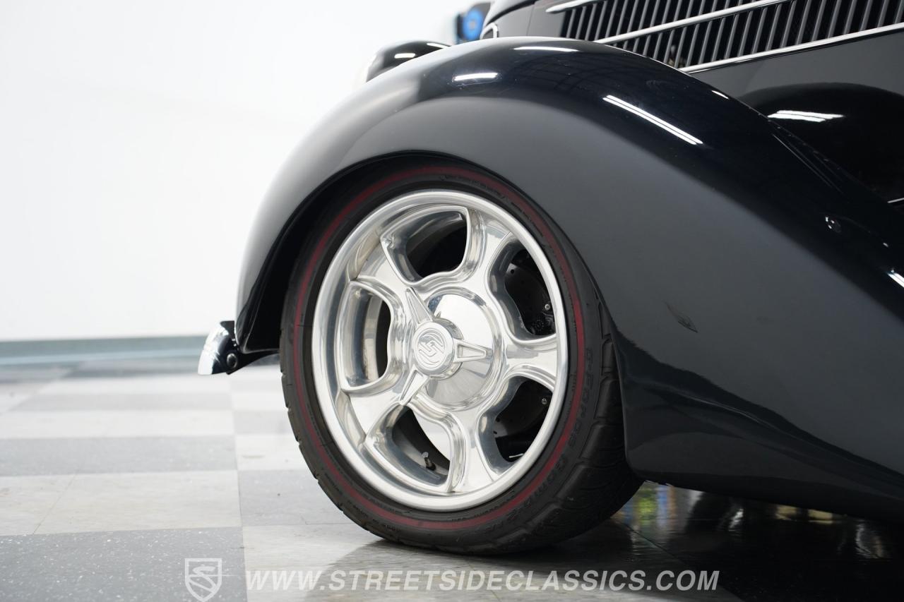 1936 Ford Tudor Slantback Streetrod