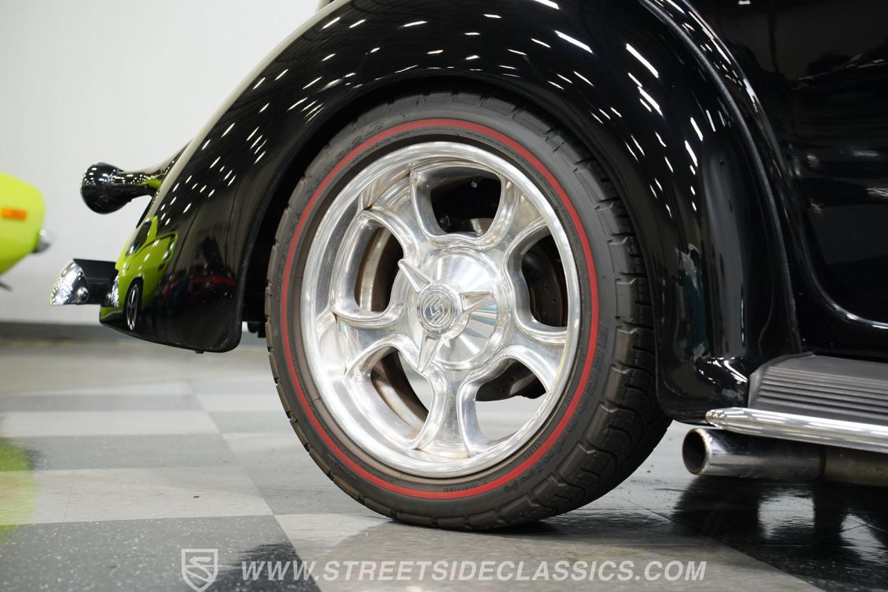 1936 Ford Tudor Slantback Streetrod