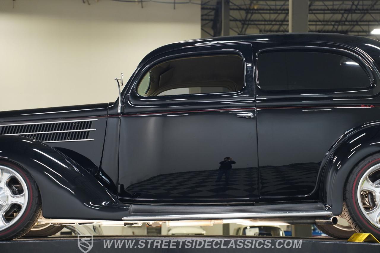 1936 Ford Tudor Slantback Streetrod