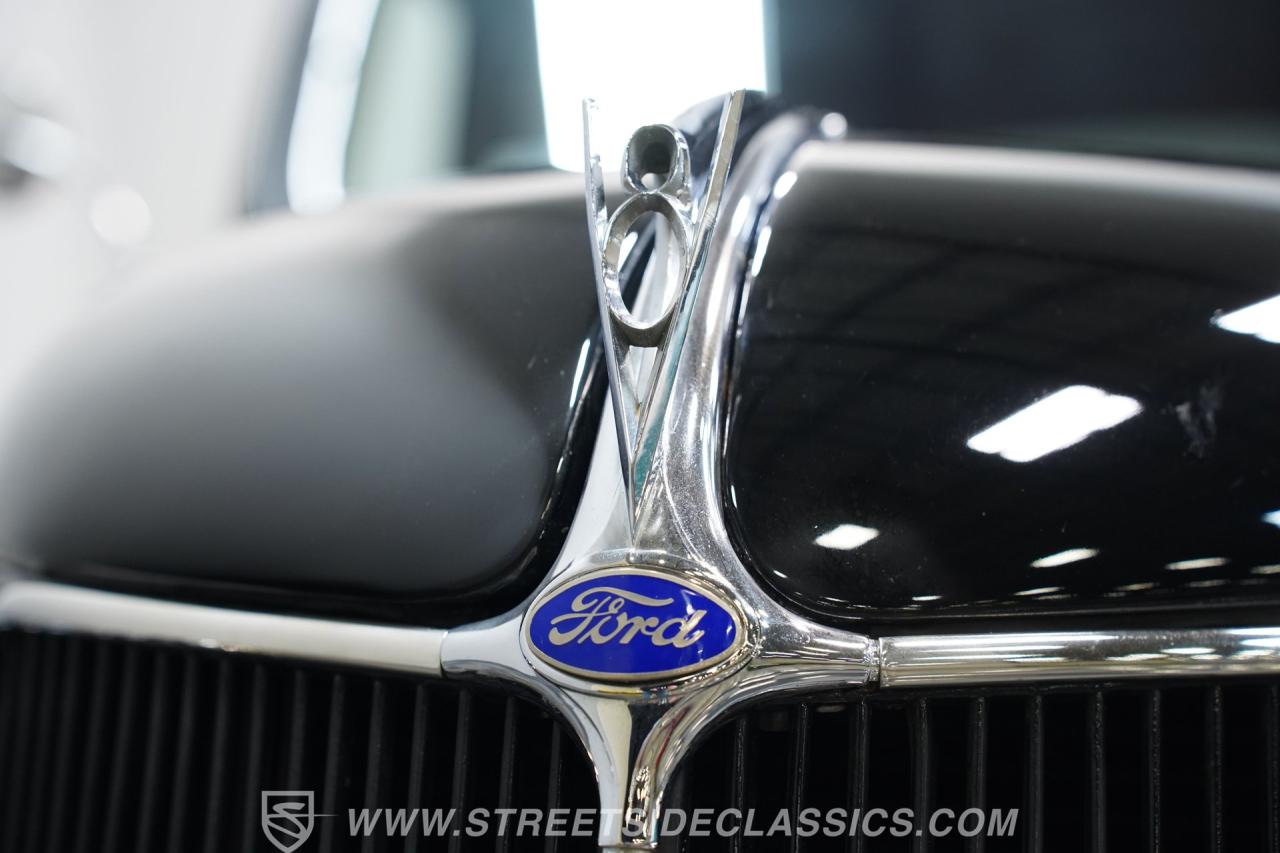 1936 Ford Tudor Slantback Streetrod