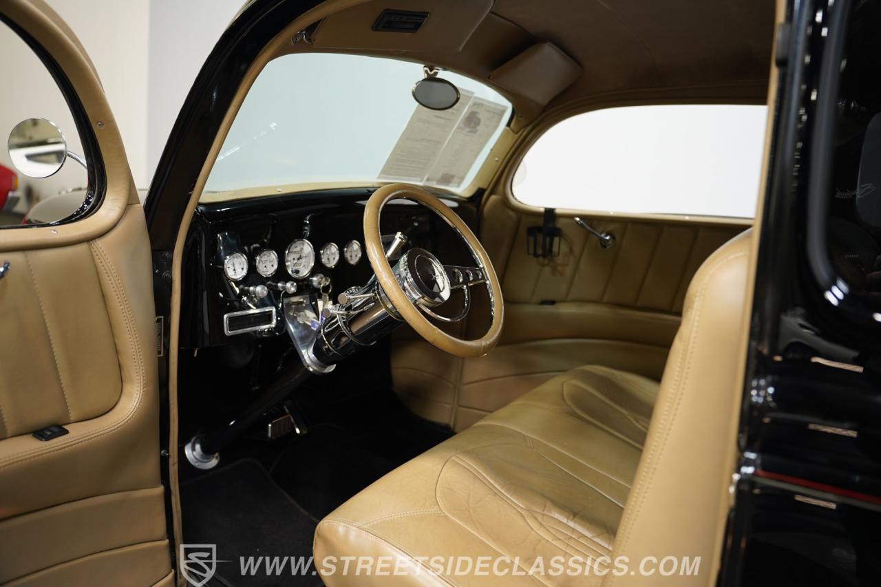 1936 Ford Tudor Slantback Streetrod