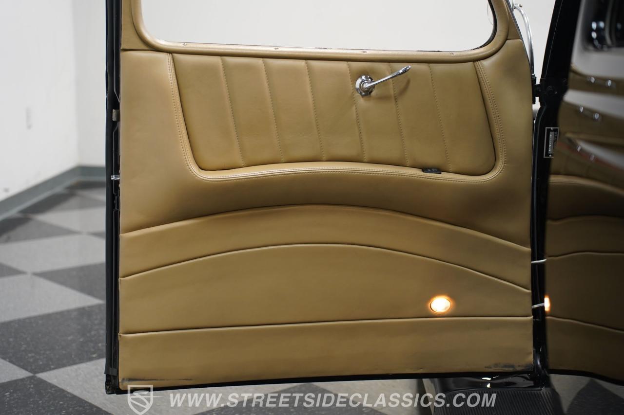 1936 Ford Tudor Slantback Streetrod