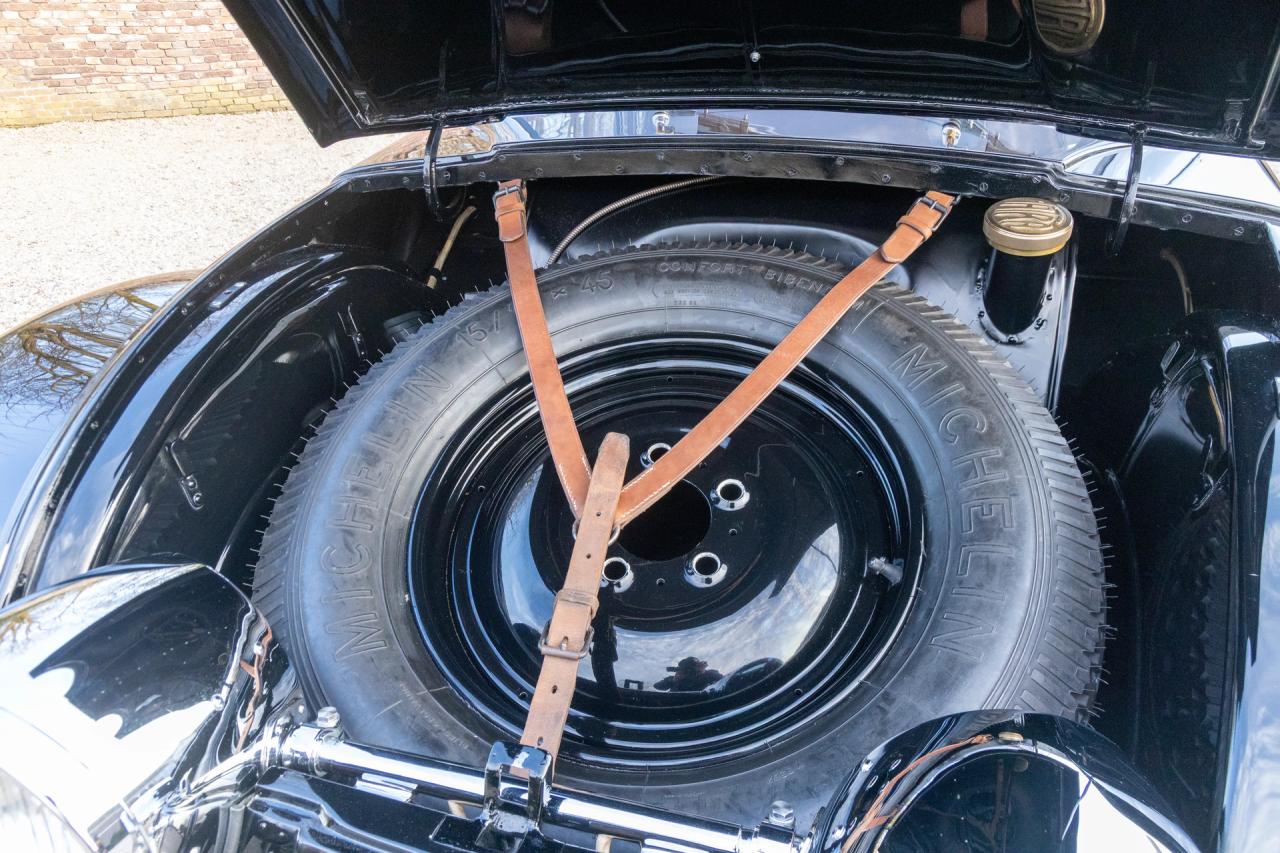 1935 Tatra T77A &ldquo; - The car of the future&rdquo;