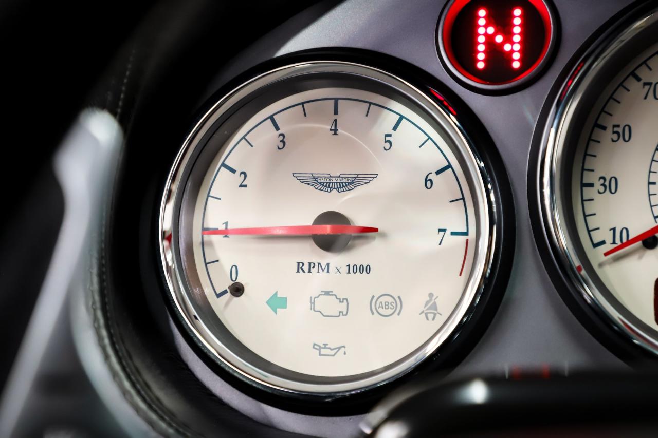 2003 Aston Martin Vanquish 2+2