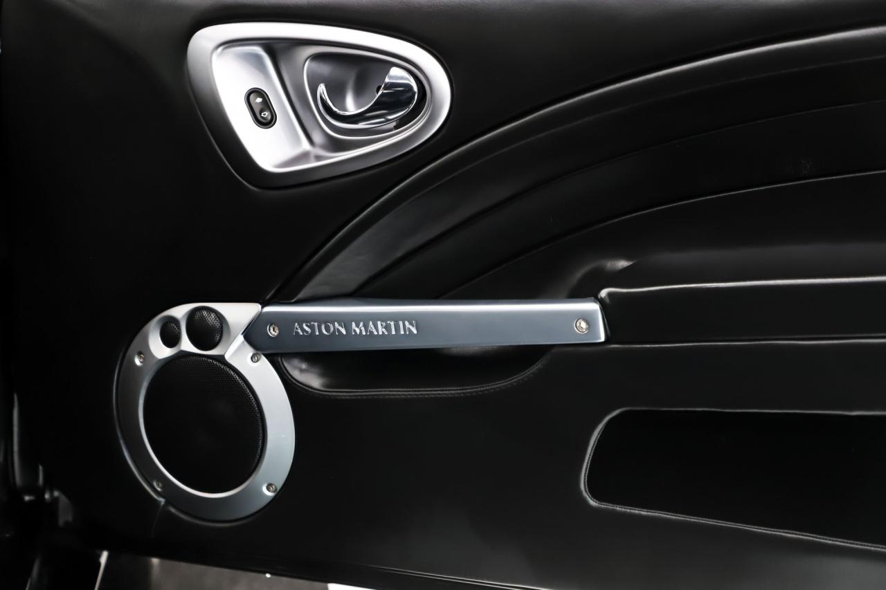 2003 Aston Martin Vanquish 2+2