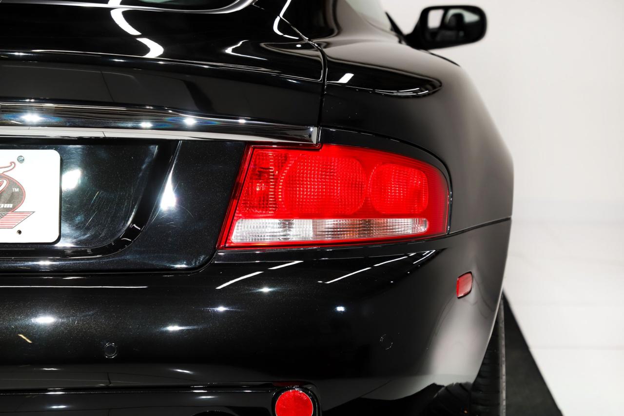 2003 Aston Martin Vanquish 2+2