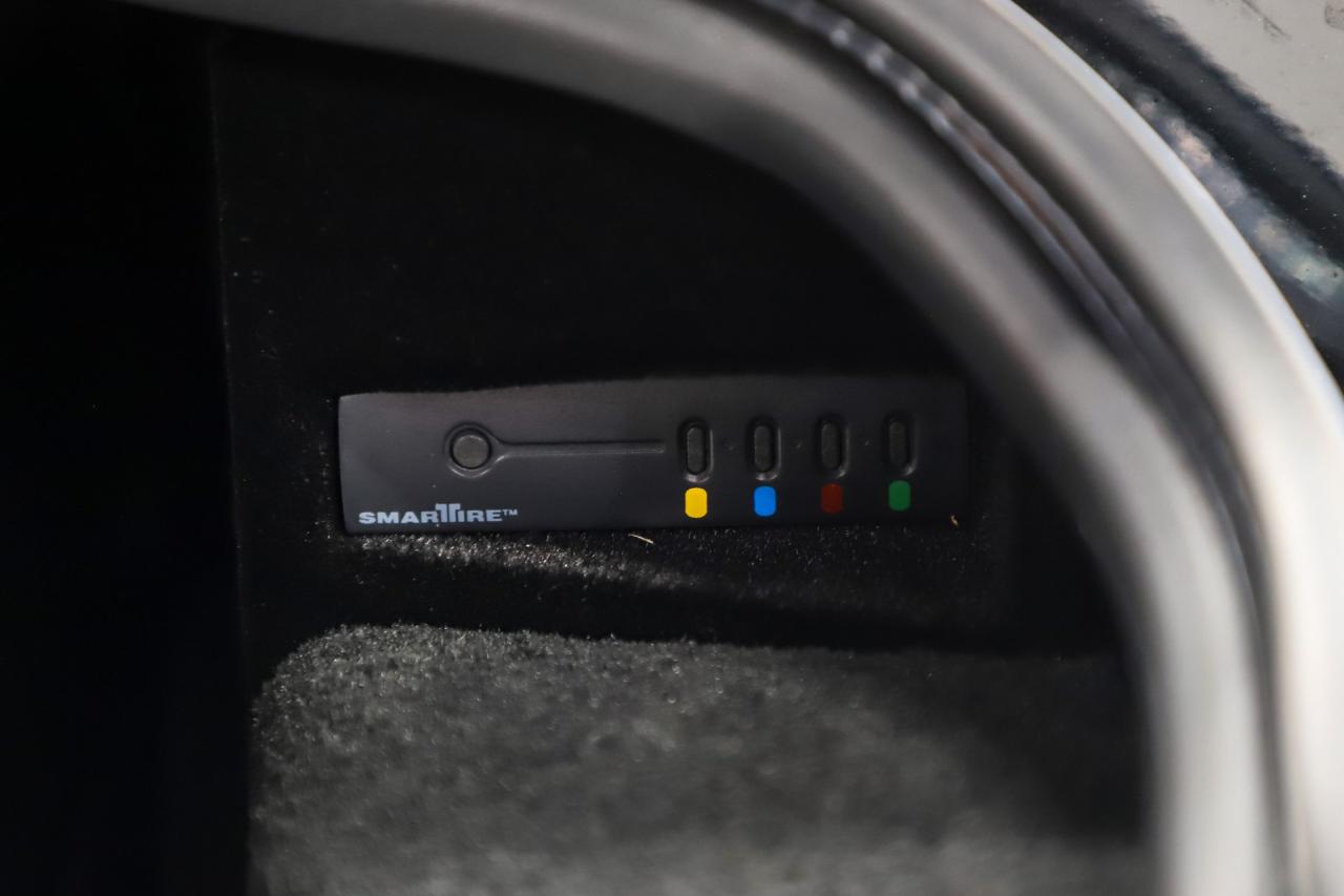 2003 Aston Martin Vanquish 2+2