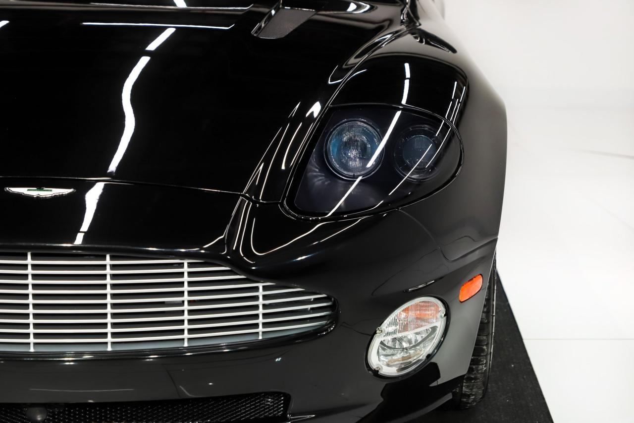 2003 Aston Martin Vanquish 2+2