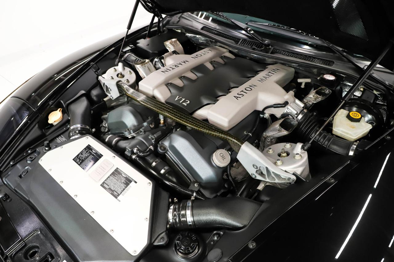 2003 Aston Martin Vanquish 2+2