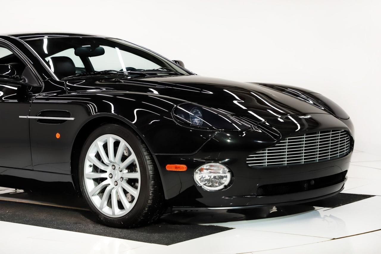 2003 Aston Martin Vanquish 2+2