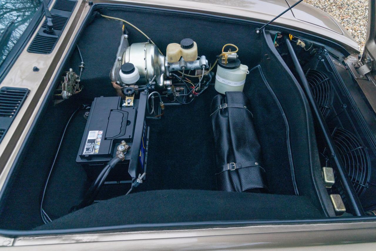 1975 De Tomaso Pantera GTS rare Factory Sunroof!! &ldquo;Restored to factory specifications&rdquo;