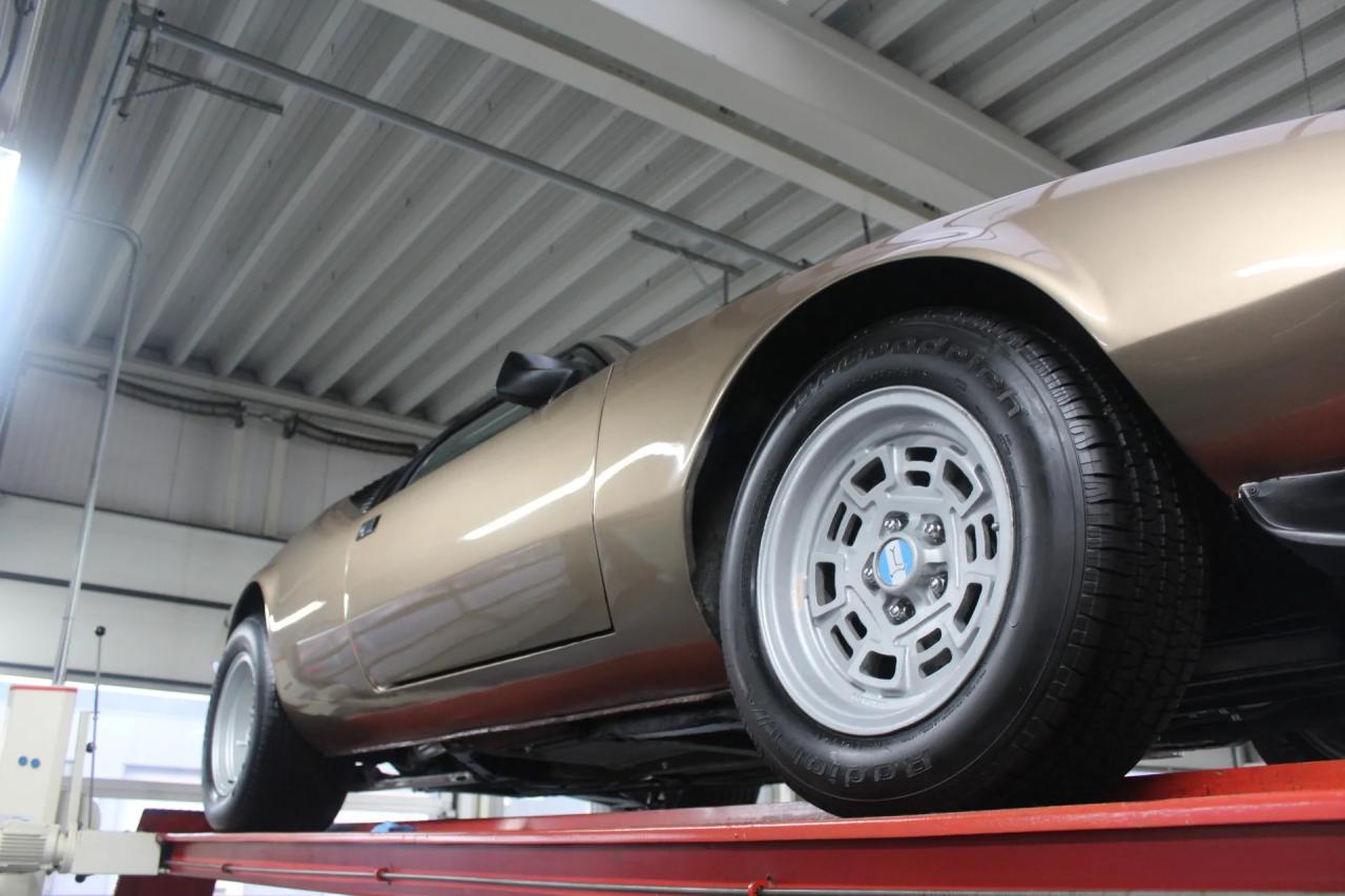 1975 De Tomaso Pantera GTS rare Factory Sunroof!! &ldquo;Restored to factory specifications&rdquo;