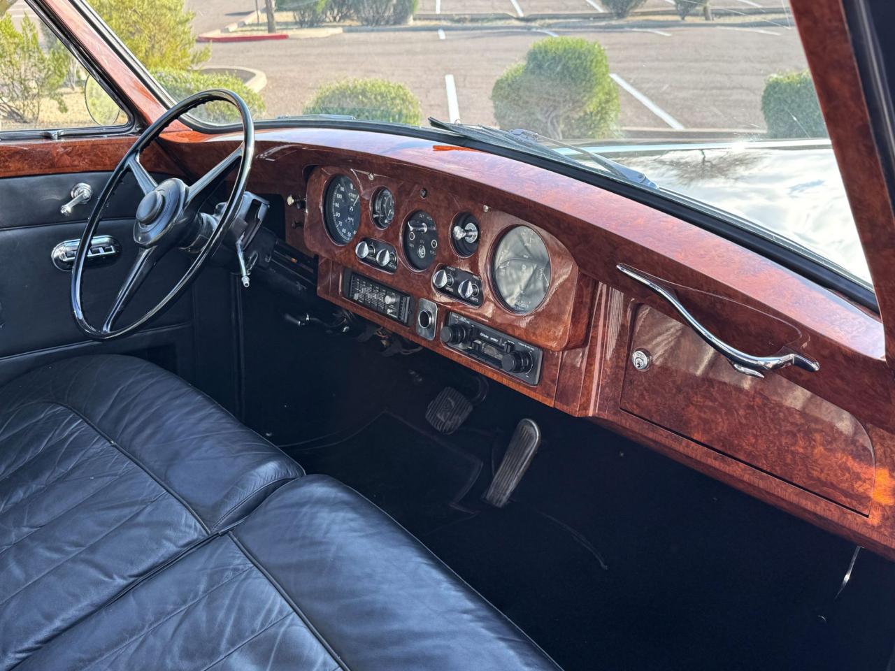 1959 Rolls - Royce Phantom V