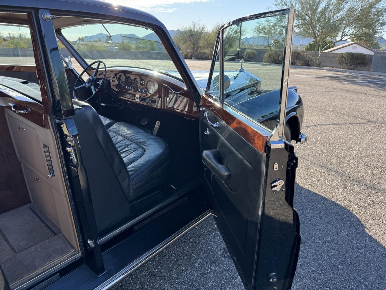 1959 Rolls - Royce Phantom V