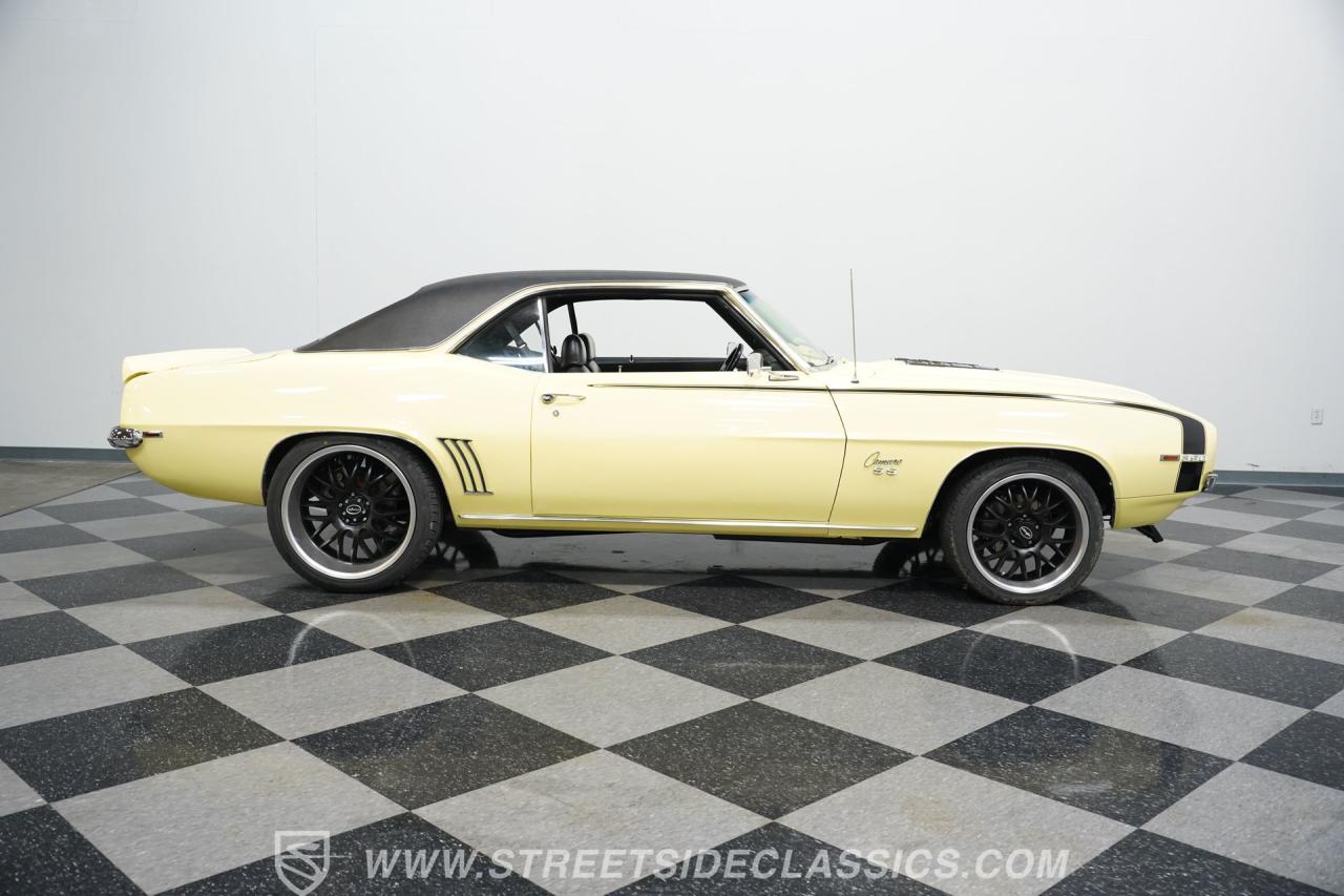 1969 Chevrolet Camaro SS 350 Tribute
