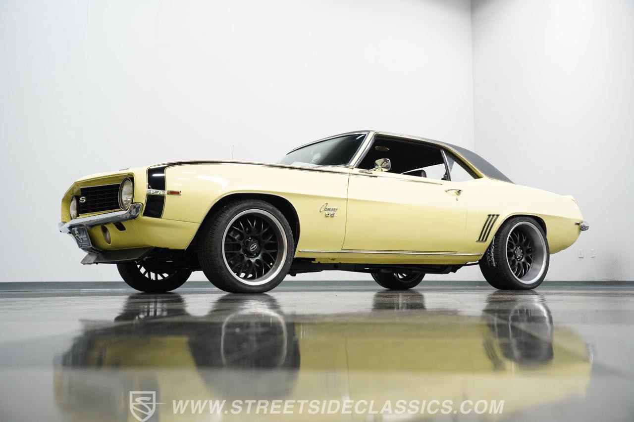 1969 Chevrolet Camaro SS 350 Tribute