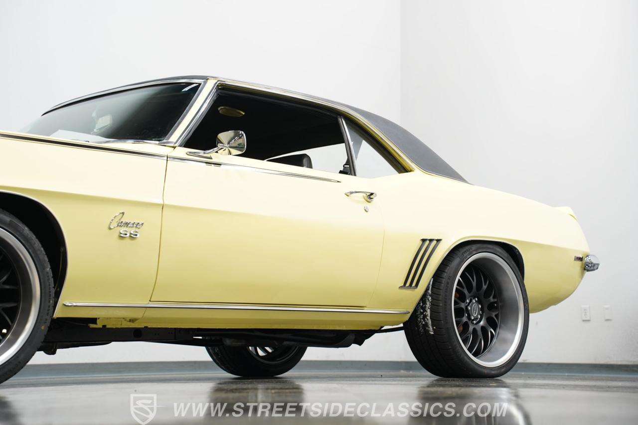 1969 Chevrolet Camaro SS 350 Tribute