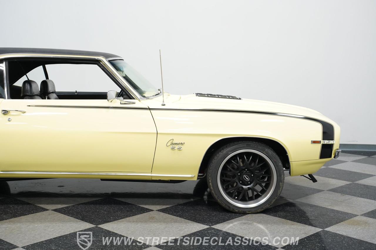 1969 Chevrolet Camaro SS 350 Tribute