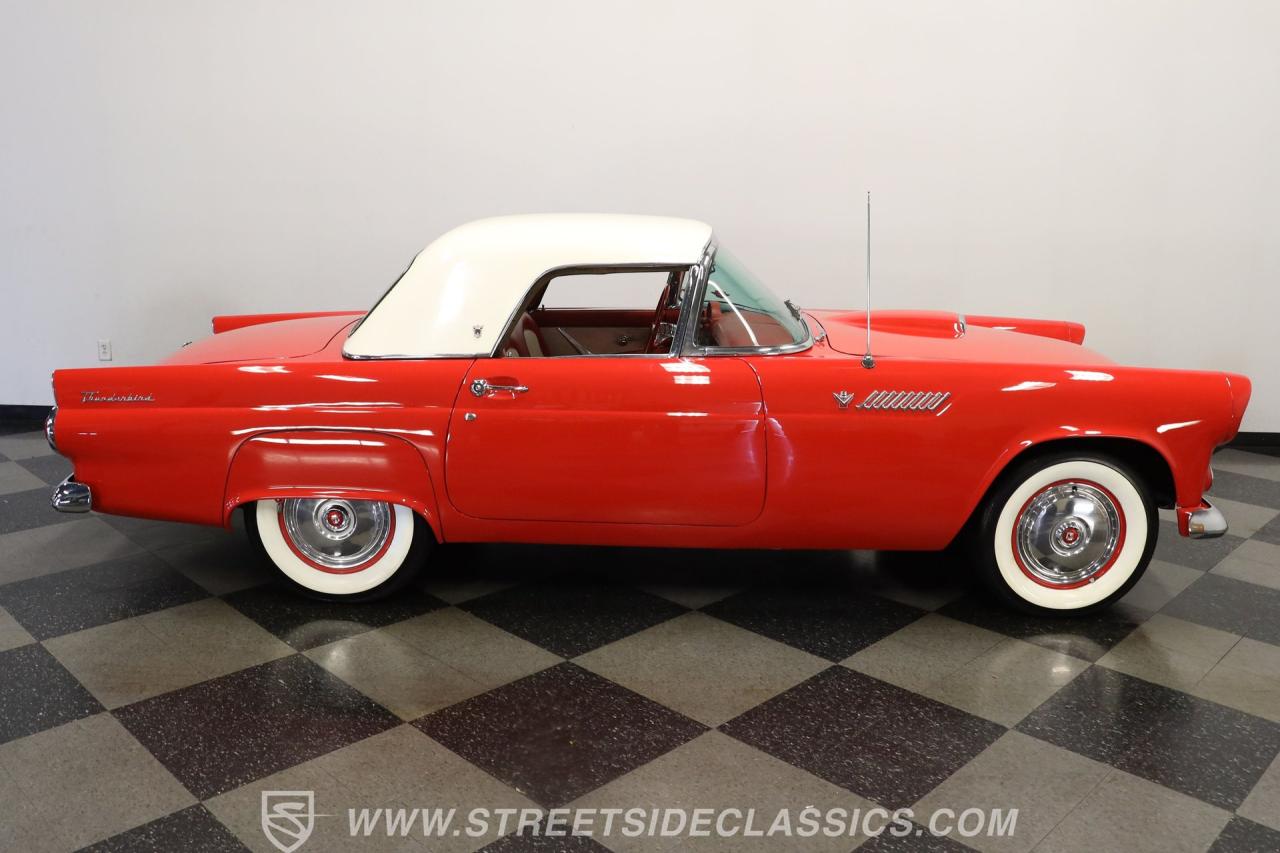 1955 Ford Thunderbird