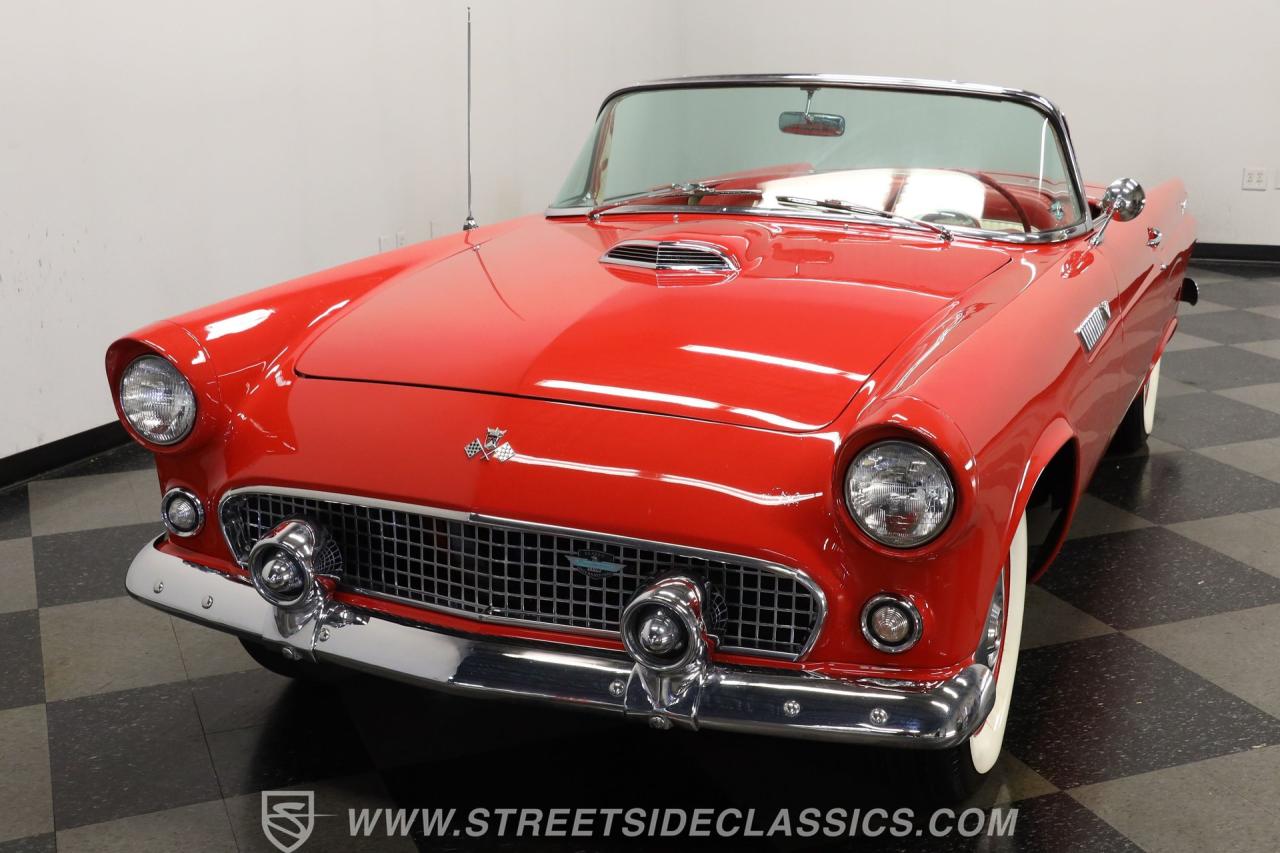 1955 Ford Thunderbird