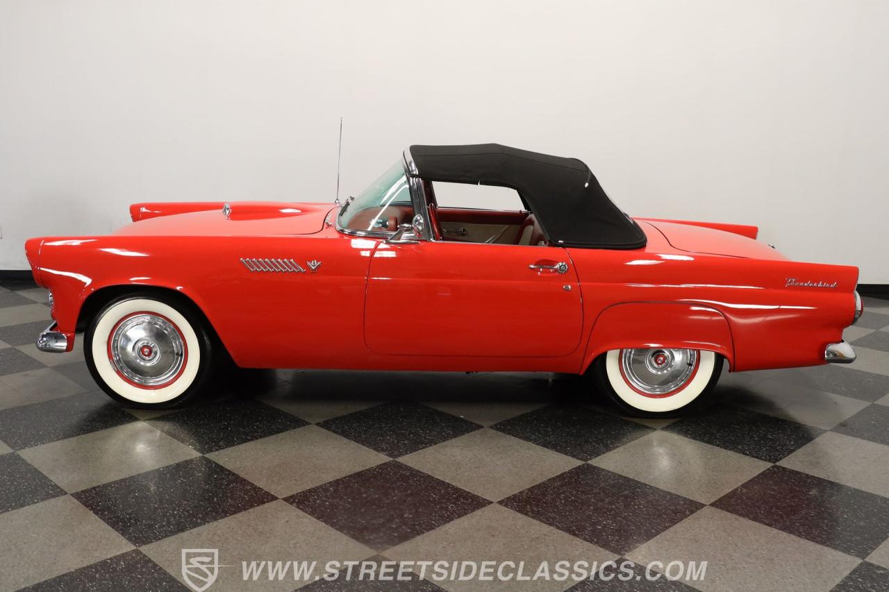 1955 Ford Thunderbird
