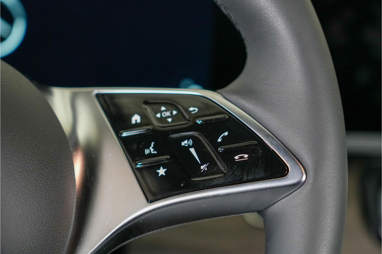 2025 Mercedes - Benz V-Class