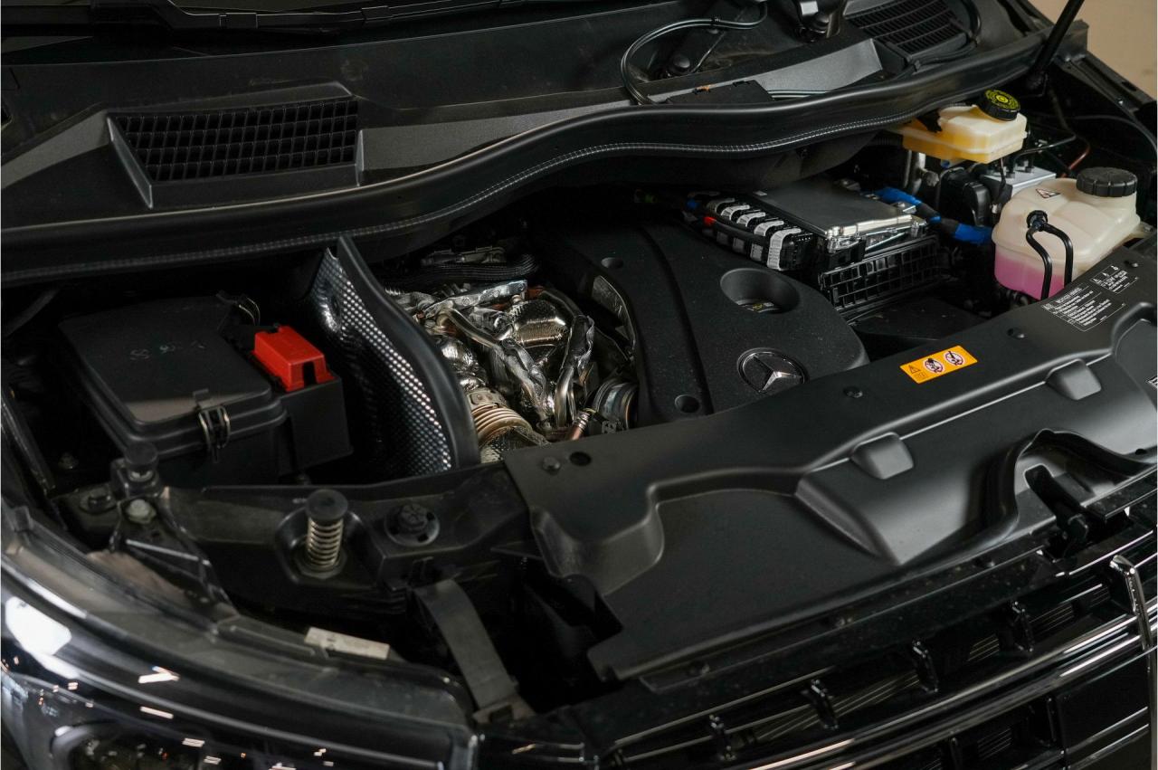 2025 Mercedes - Benz V-Class