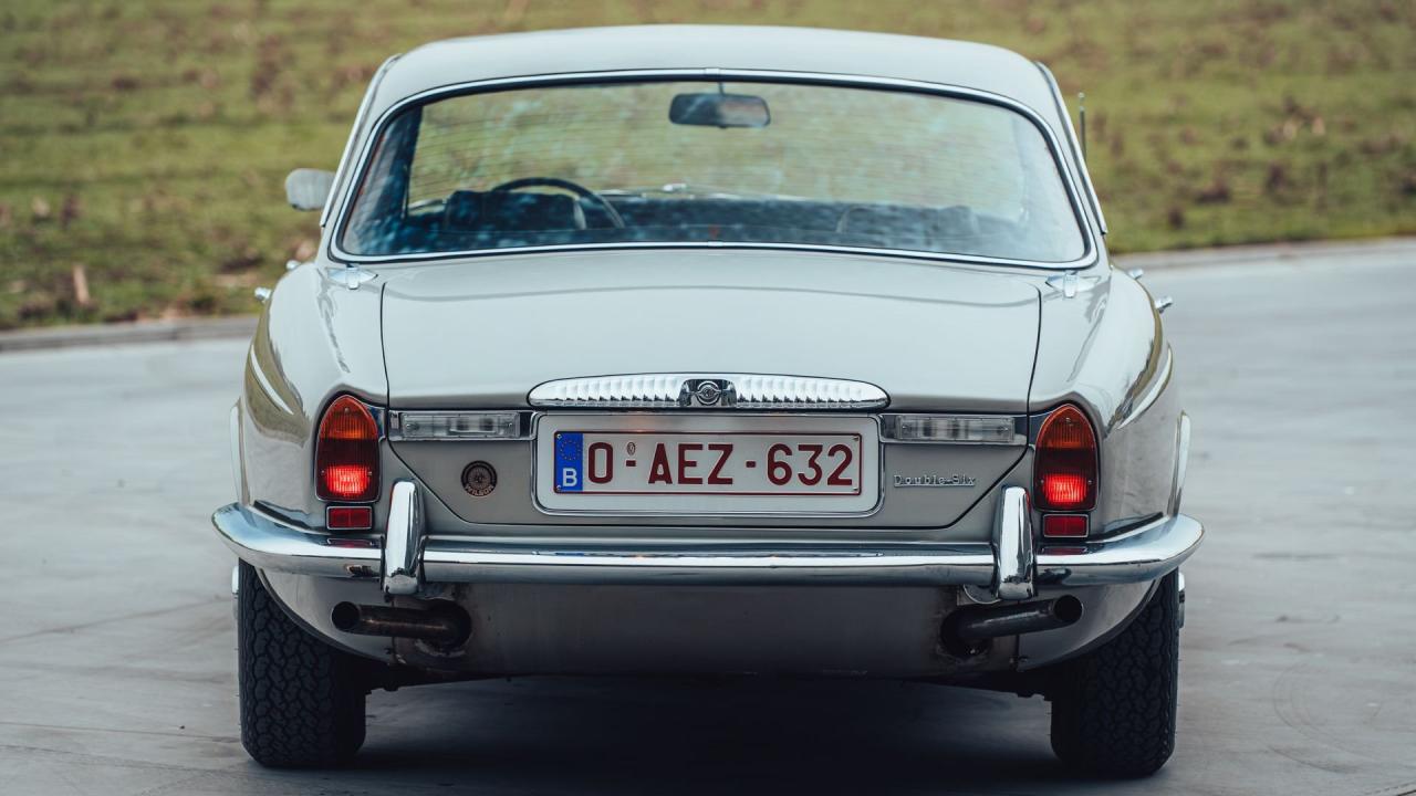 1974 Daimler Double-Six Series II