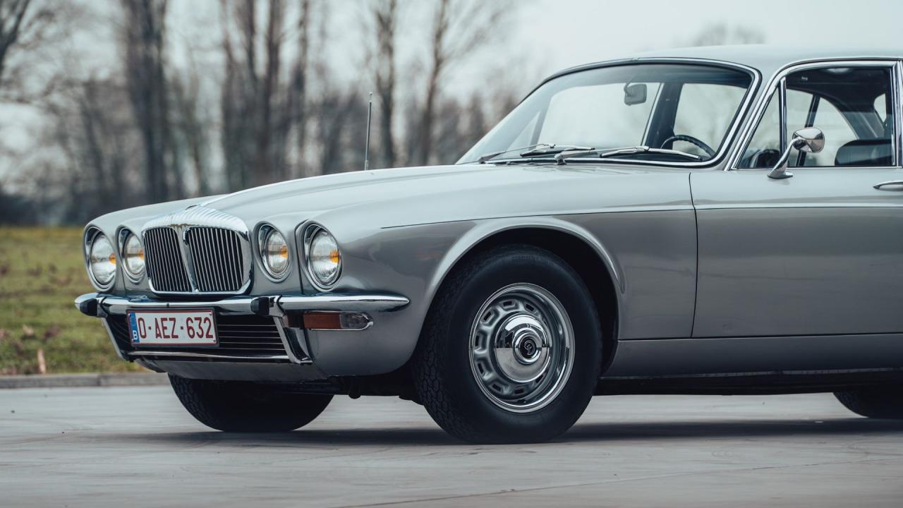 1974 Daimler Double-Six Series II