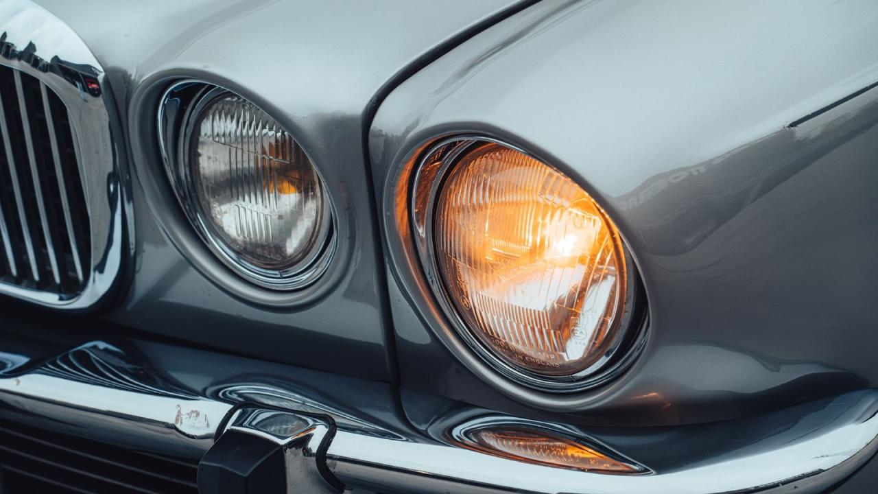 1974 Daimler Double-Six Series II