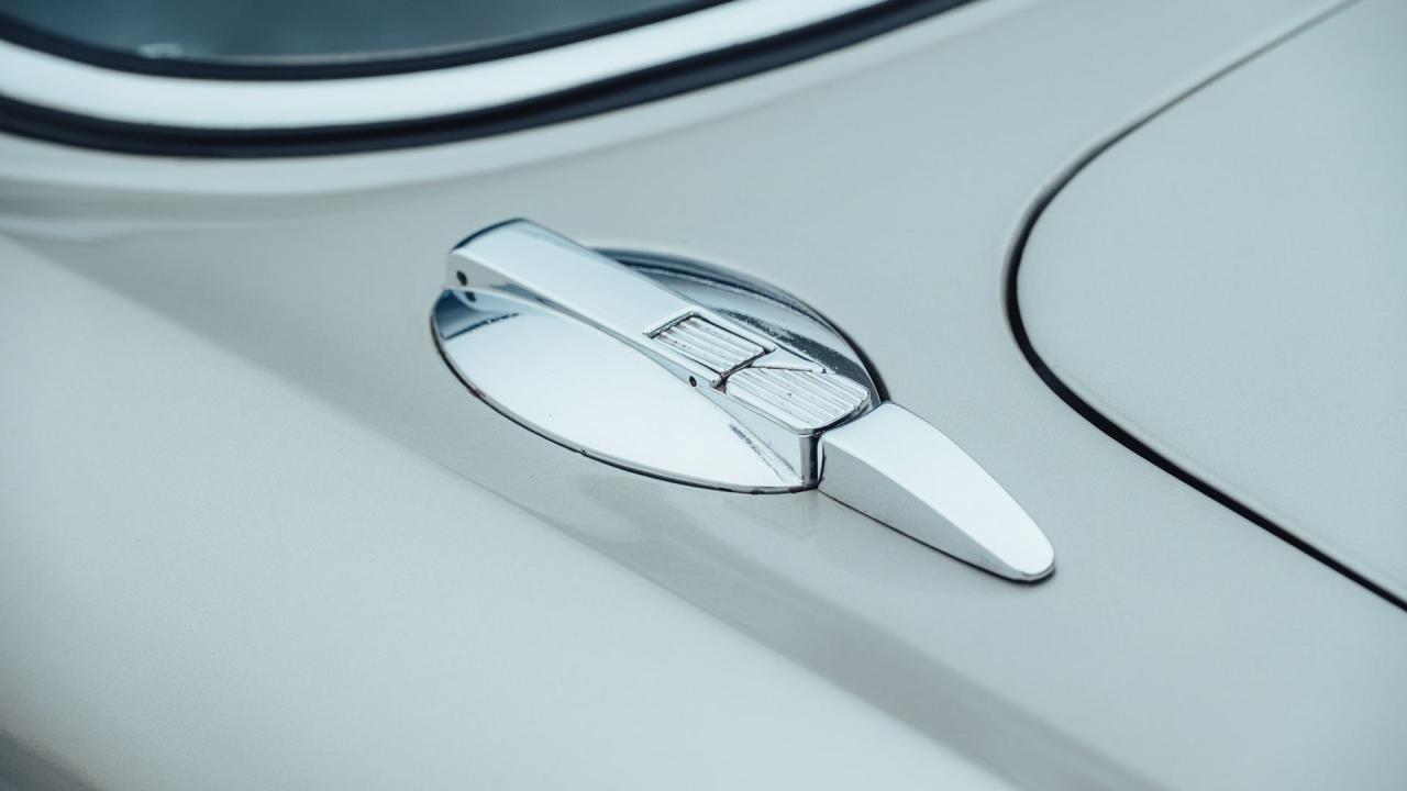 1974 Daimler Double-Six Series II