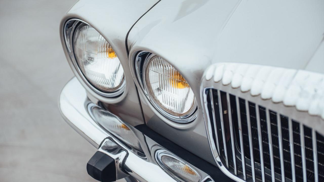 1974 Daimler Double-Six Series II