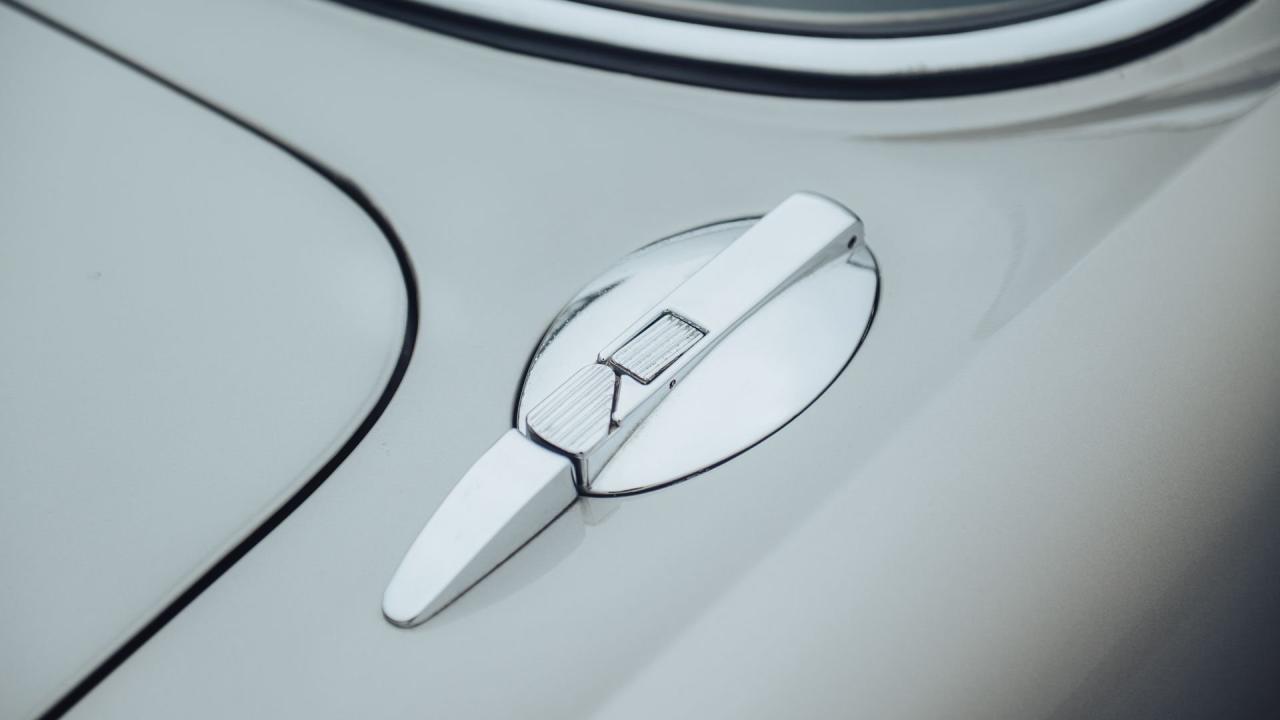 1974 Daimler Double-Six Series II