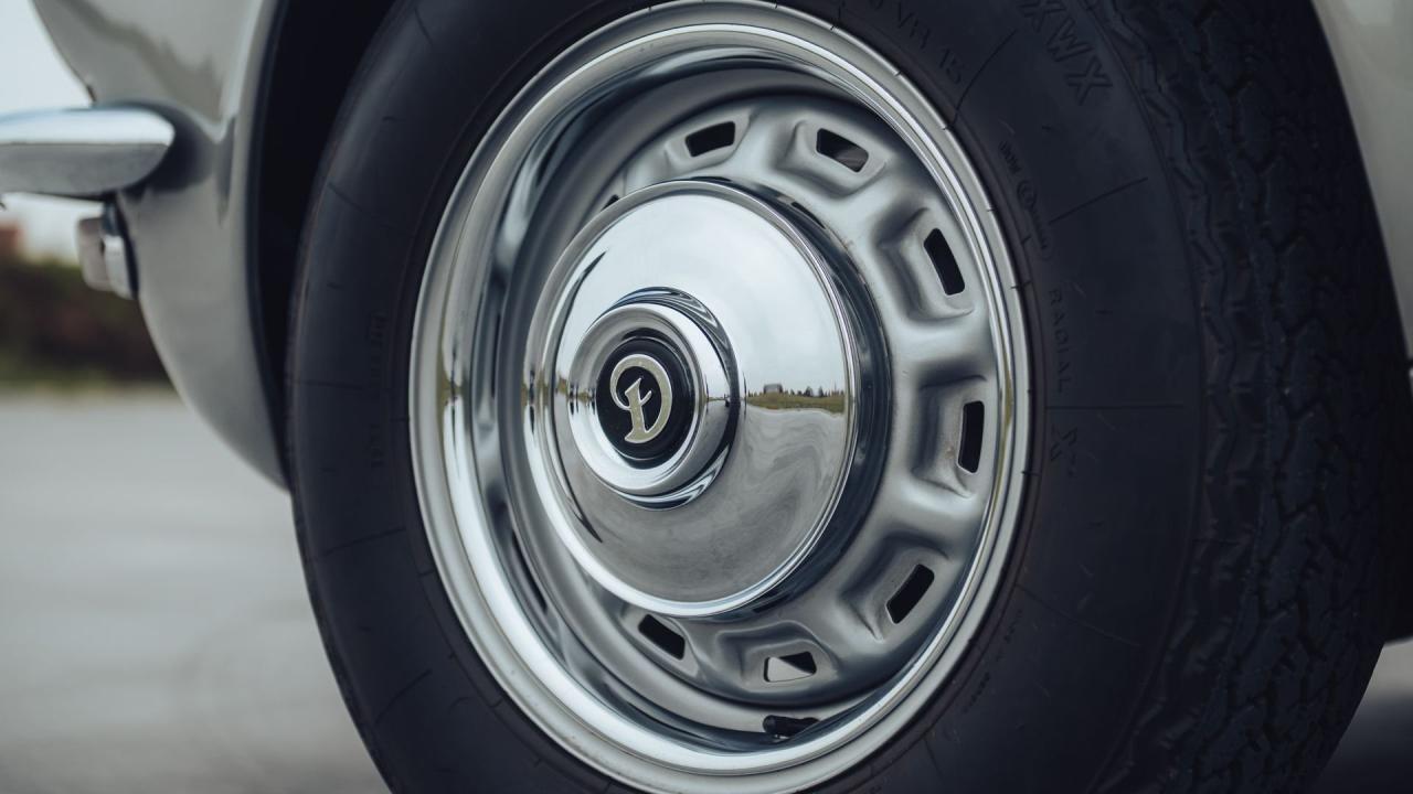 1974 Daimler Double-Six Series II