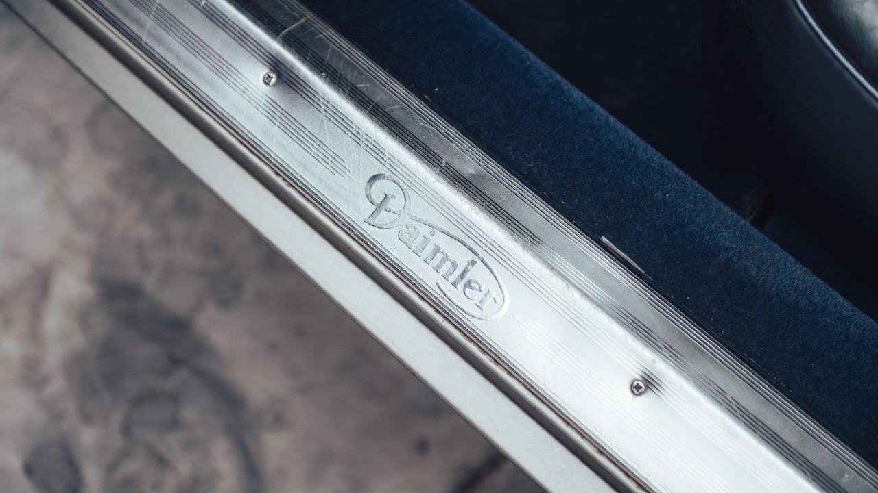 1974 Daimler Double-Six Series II