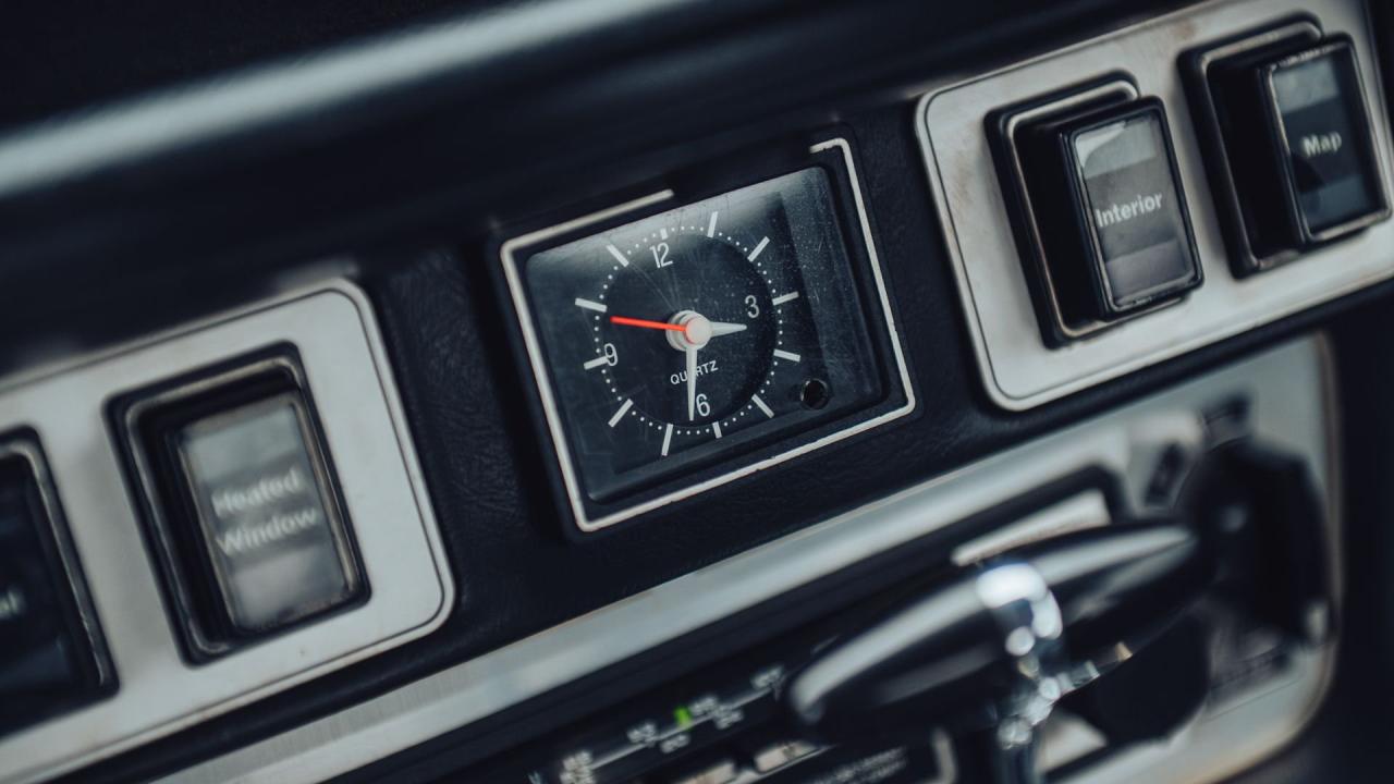 1974 Daimler Double-Six Series II