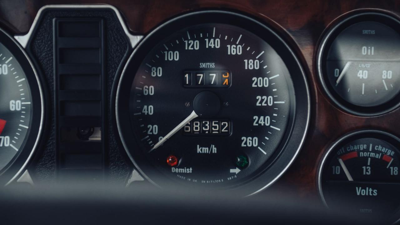 1974 Daimler Double-Six Series II