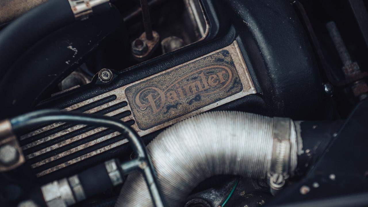 1974 Daimler Double-Six Series II